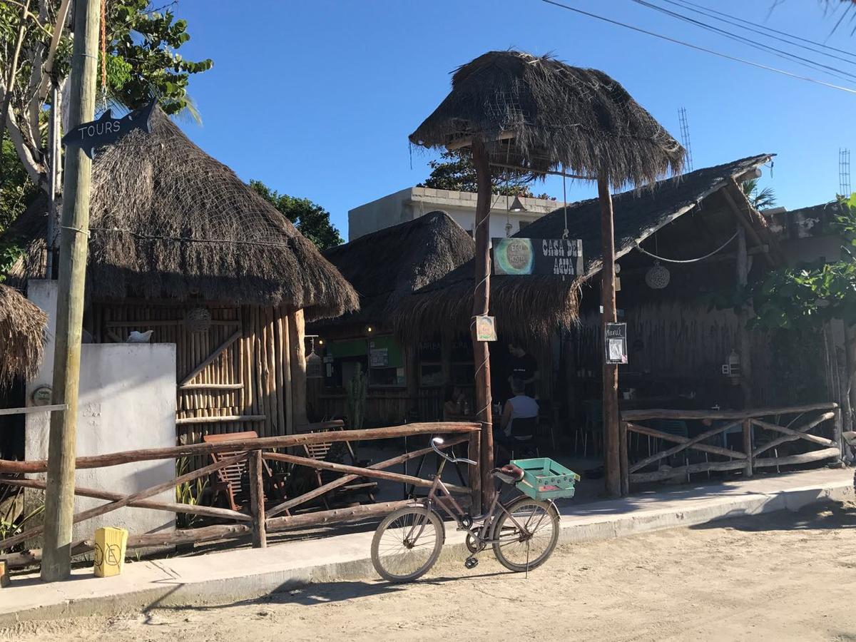 Eco Hostel Casa Del Agua 홀박스아일랜드 외부 사진